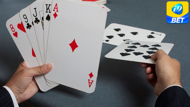 Các hành động trong ván chơi Liêng Online tại i9bet